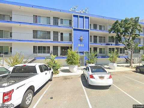 E 1St St, Long Beach, CA 90802