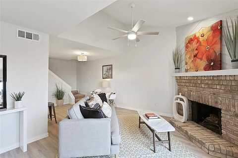W Greenway Blvd, Dallas, TX 75209