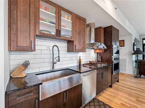 Portland Ave, Minneapolis, MN 55415