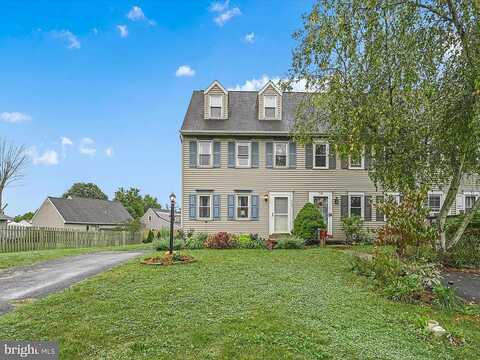 Oak, DENVER, PA 17517