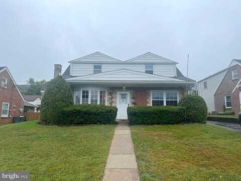 Fernwood, EMMAUS, PA 18049