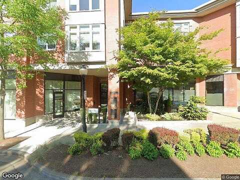 Market, KIRKLAND, WA 98033