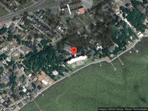 Bayshore Dr, Pensacola, FL 32507