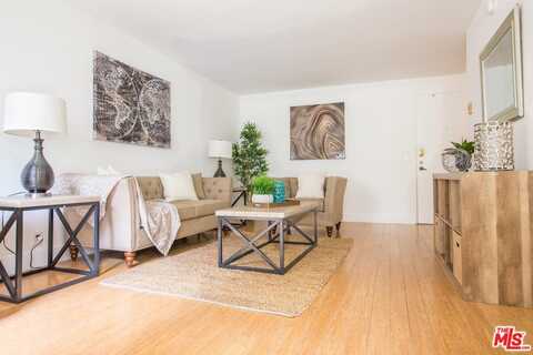 N Sycamore Ave, Los Angeles, CA 90036
