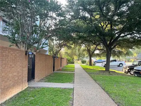 Cobbs Dr, Waco, TX 76710