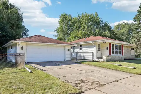 Dale, CUDAHY, WI 53110