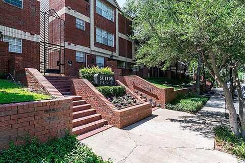 Cole Ave, Dallas, TX 75204