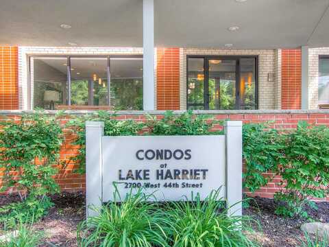 W 44Th St, Minneapolis, MN 55410