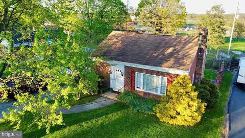 Queen, YORK, PA 17402