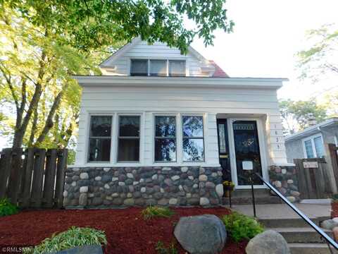 Hawthorne, SAINT PAUL, MN 55119