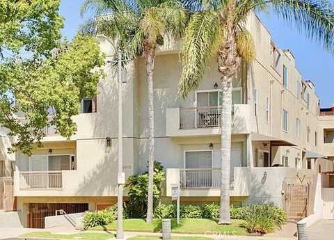 Dickens St, Sherman Oaks, CA 91403