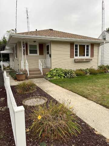 Grand, MANITOWOC, WI 54220