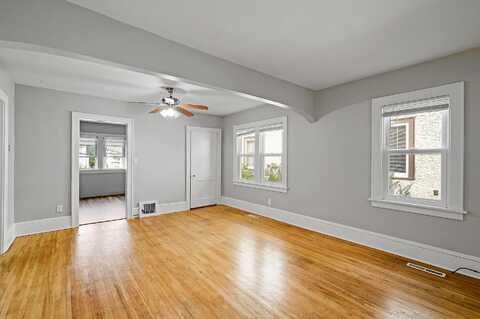 Fremont, SAINT PAUL, MN 55106