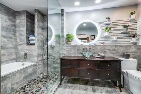 Main St, Dallas, TX 75202