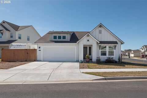 Willow Parkway, MADRAS, OR 97741