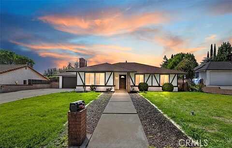 Elisa Dawn, BANNING, CA 92220