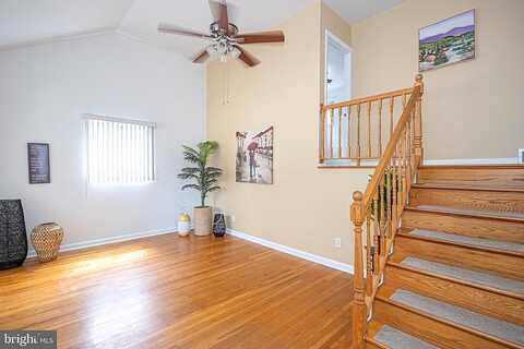 Line, LANSDALE, PA 19446