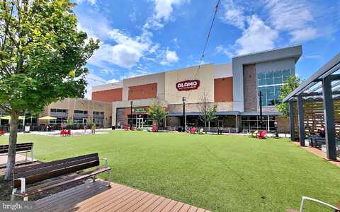 Gardenview Loop, Woodbridge, VA 22191