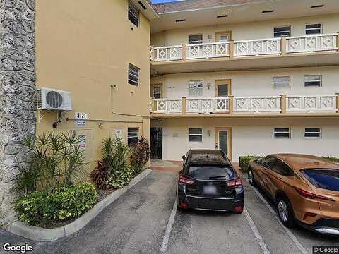 Oakland Park, LAUDERDALE LAKES, FL 33313
