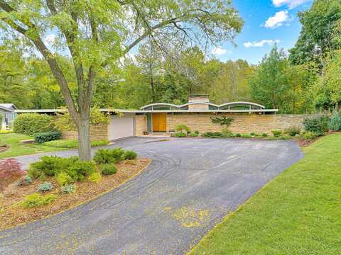 Regent, MILWAUKEE, WI 53217