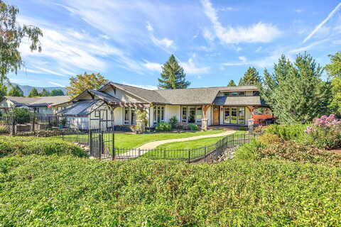 Hueners, JACKSONVILLE, OR 97530