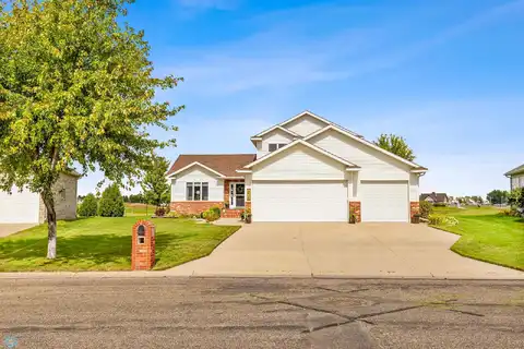 32Nd, MOORHEAD, MN 56560