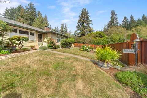 14Th, COOS BAY, OR 97420