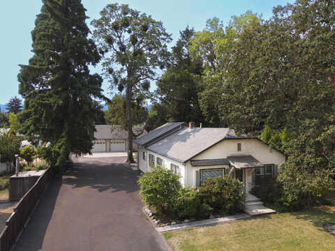 Oakdale, MEDFORD, OR 97501