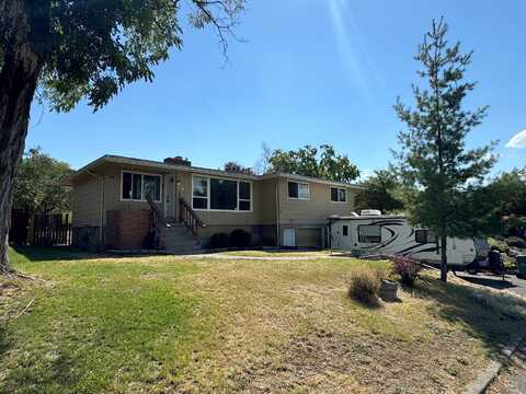 Donald, KLAMATH FALLS, OR 97601