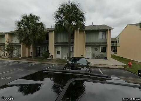 Robin, PANAMA CITY BEACH, FL 32407