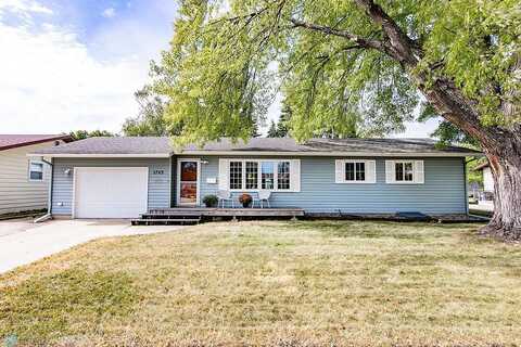 19Th, MOORHEAD, MN 56560