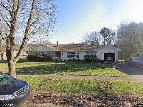 Robin, BLOOMSBURG, PA 17815