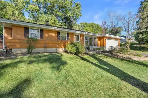 Sunnycrest, WAUKESHA, WI 53186