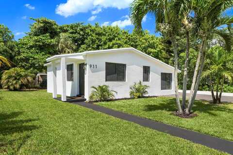 34Th, LAUDERHILL, FL 33311