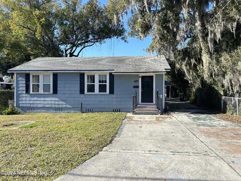 Lucky, JACKSONVILLE, FL 32208