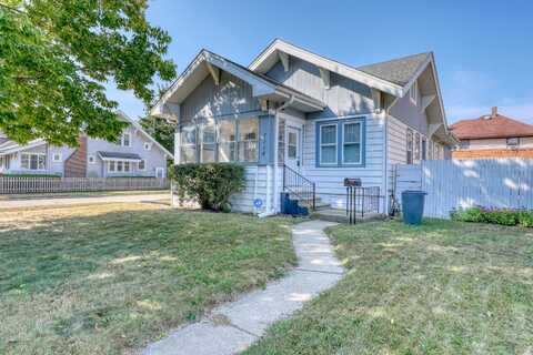 16Th, KENOSHA, WI 53143