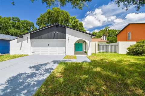 Twelve Oaks, TAMPA, FL 33634