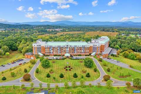 Crestwood, CHARLOTTESVILLE, VA 22903