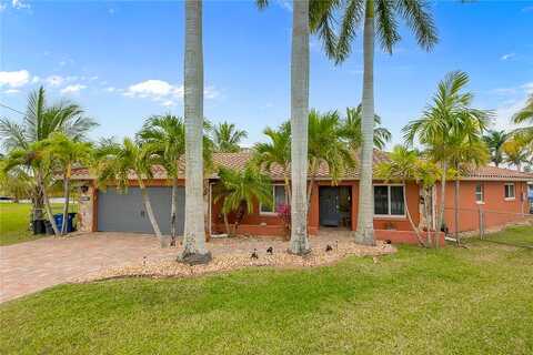 Cross, NORTH FORT MYERS, FL 33903