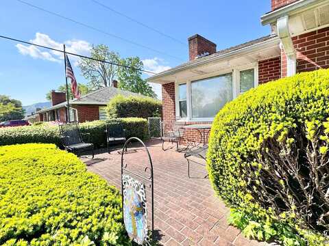 Keesling, SALEM, VA 24153