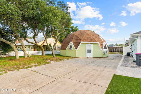 Dolphin, PANAMA CITY BEACH, FL 32413