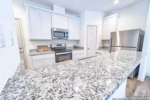 Silver Oaks, San Antonio, TX 78213
