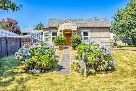 15Th, BREMERTON, WA 98310