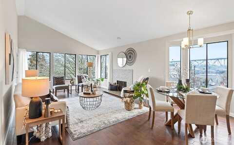 Florentia, SEATTLE, WA 98109