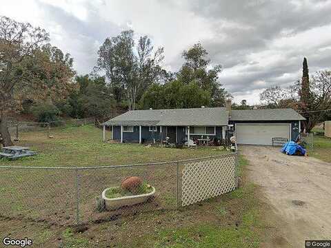 Oak Creek, LAKESIDE, CA 92040