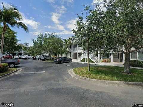 Mahogany Run Ln, Naples, FL 34113