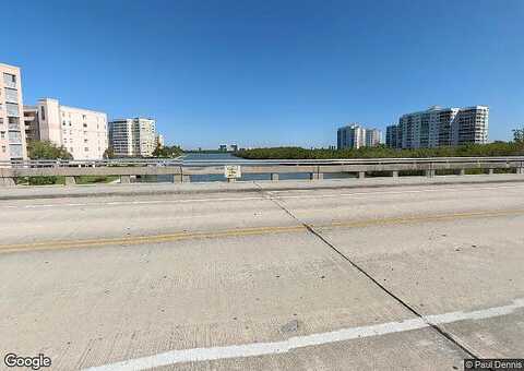 Bluebill Ave, Naples, FL 34108