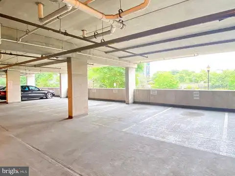 Strutfield Ln, Alexandria, VA 22311