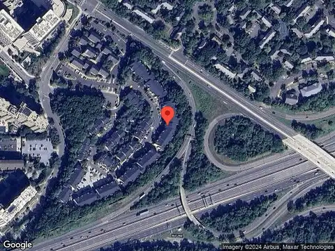 Wyndham Cir, Alexandria, VA 22302
