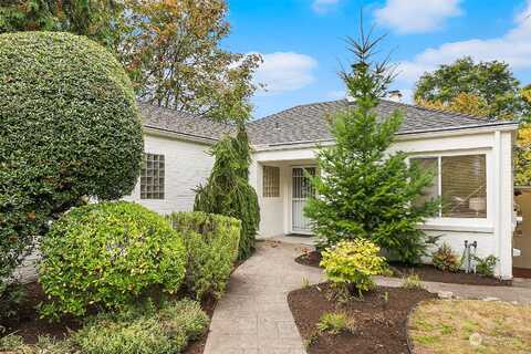 Queen Anne, SEATTLE, WA 98109
